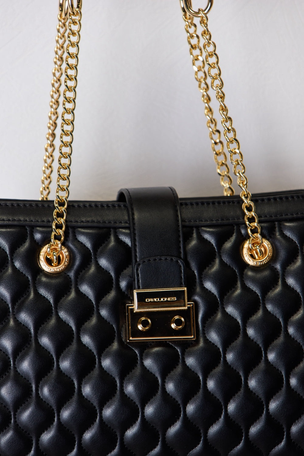 David Jones Quilted PU Leather Handbag - Beautifeye Boutique