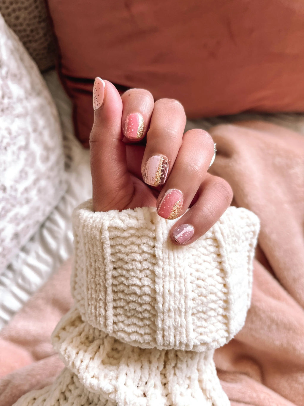 Blush Brush | Neutral Brush Stroke Gold Glitter Nail Wrap - Beautifeye Boutique