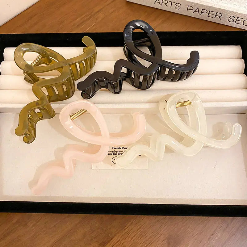 Acrylic Hair Claw Clip - Beautifeye Boutique