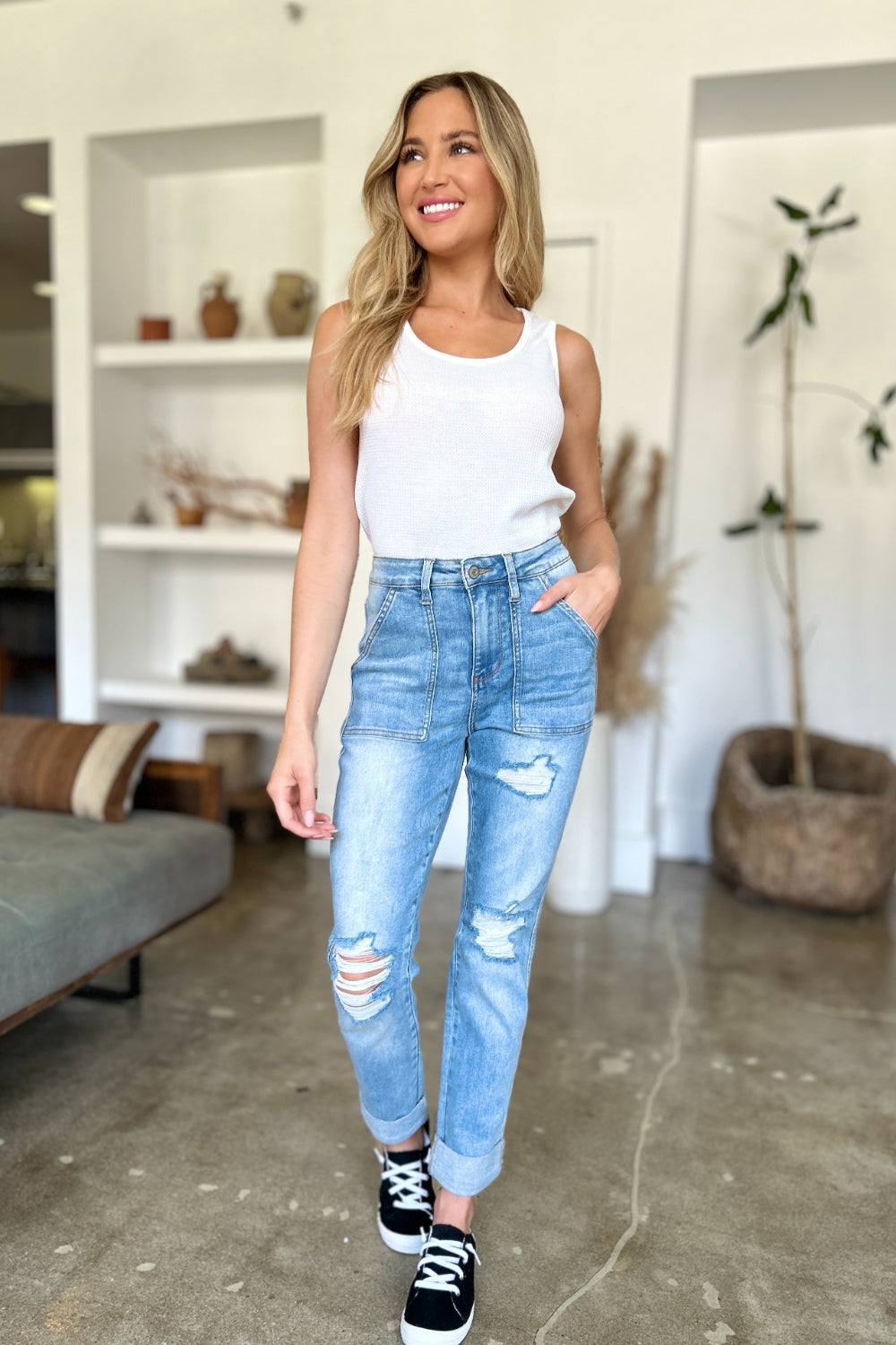 Judy Blue Full Size Distressed Straight Jeans with Patch Pockets - Beautifeye Boutique