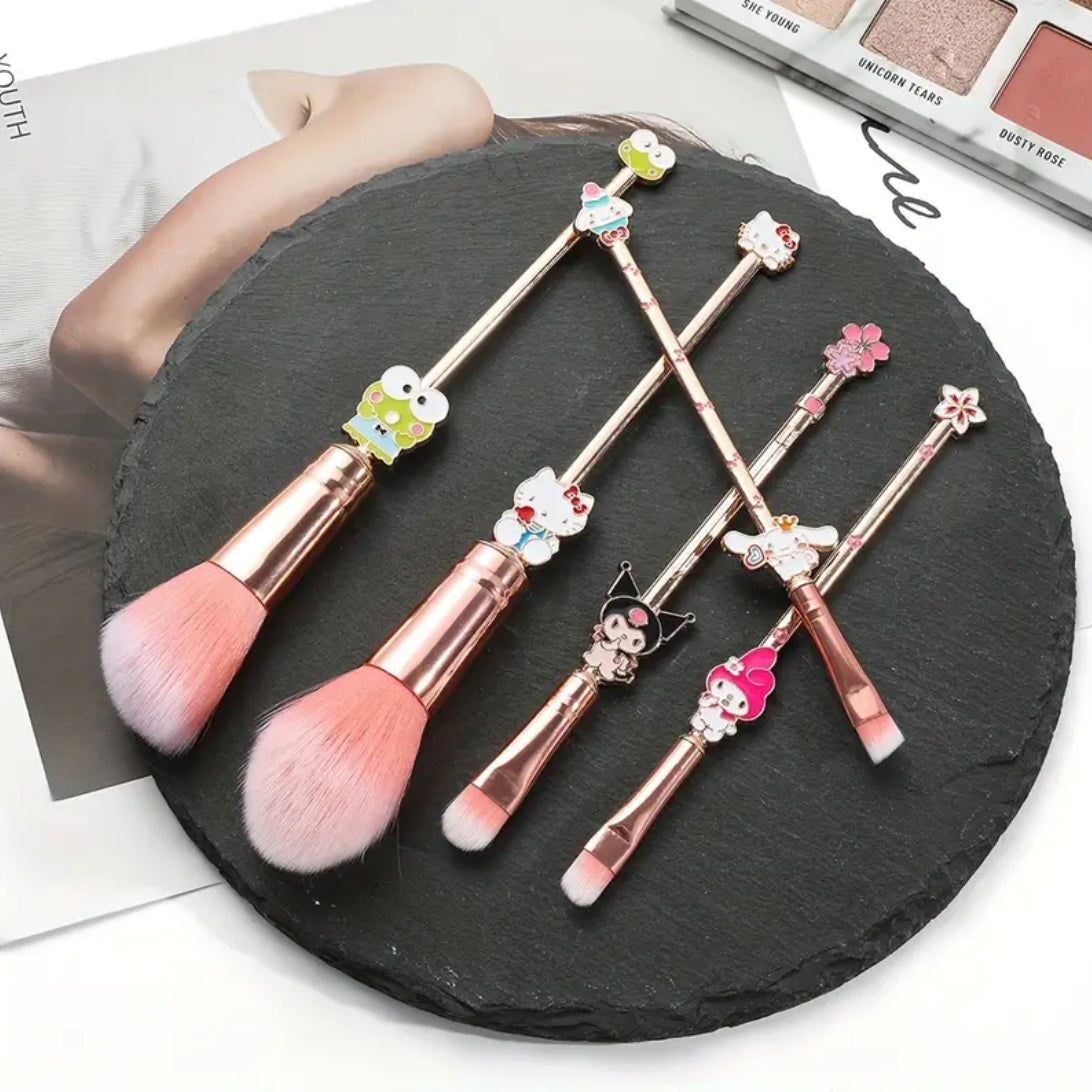 5 Piece Hello Kitty Makeup Brushes & Carrying Pouch - Beautifeye Boutique