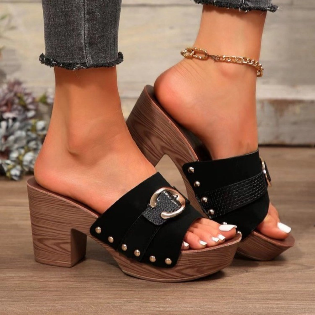 Buckle Trim Block Heel Sandals - Beautifeye Boutique