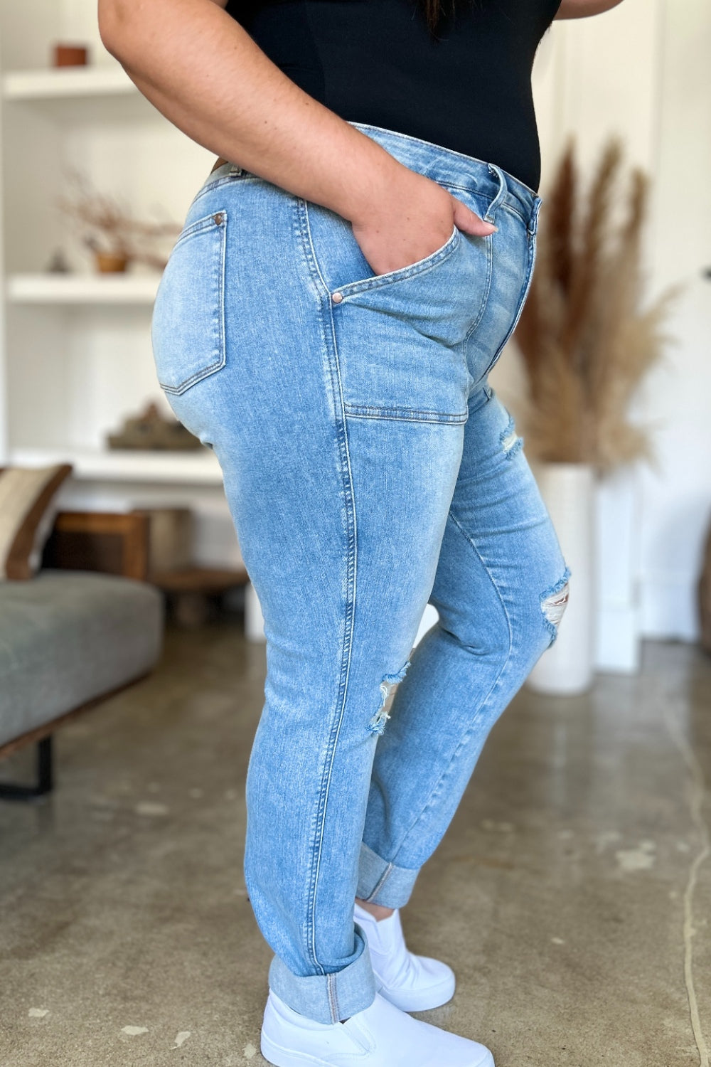 Judy Blue Full Size Distressed Straight Jeans with Patch Pockets - Beautifeye Boutique