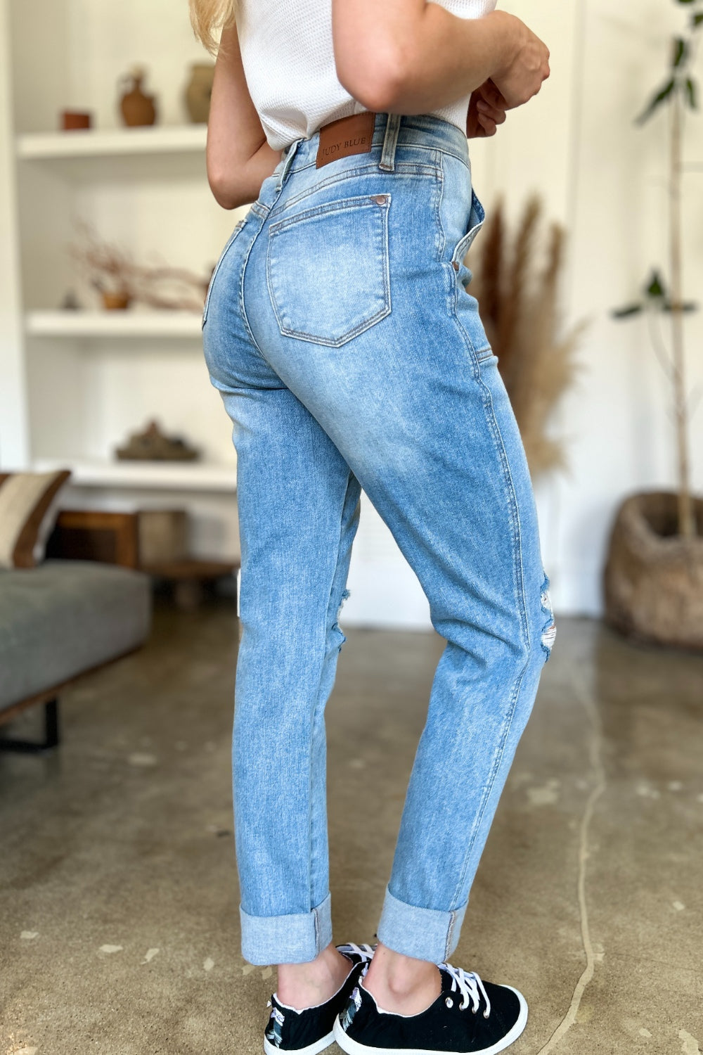 Judy Blue Full Size Distressed Straight Jeans with Patch Pockets - Beautifeye Boutique